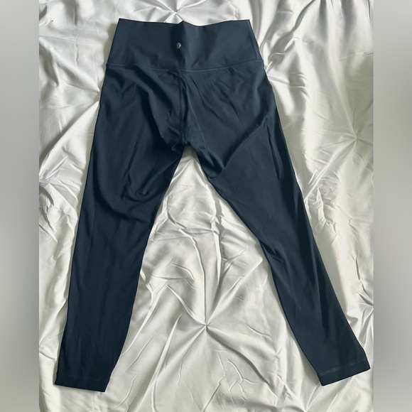 Lululemon 25” Legging - Picture 2 of 7